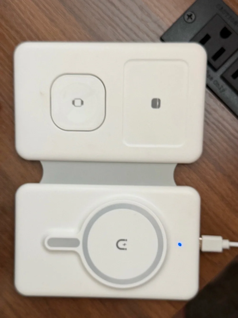 White MagSafe Charging Dock